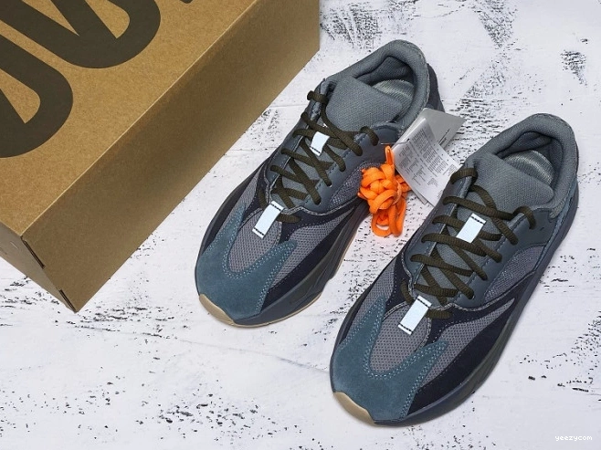 700 Adidas Yeezy FW2499 Boost Blue Teal 1119